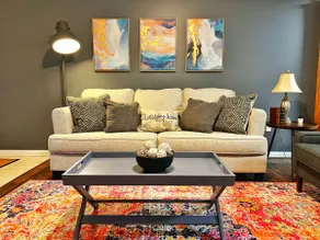 2BR in the ❤️ of Parsons - Image 3