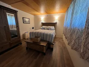 Secluded, 1BR/1BA, Apartment with Kitchenette - Image 2