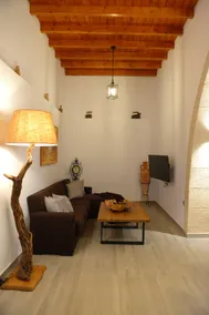 Paraskevi Luxury Apartments - Image 2