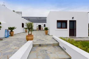 Paraskevi Luxury Apartments - Image 4