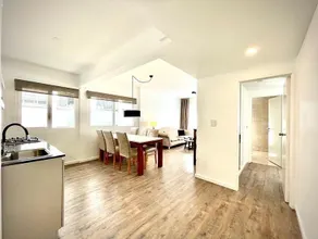 Stylish & Modern Apartment Embassy Area Best in BA - Image 2