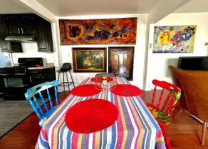 Peaceful, Artsy Retreat Near Everything in LA - Image 4