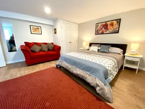 Lovely 3 Bedroom Apartment with a great location! - Image 3
