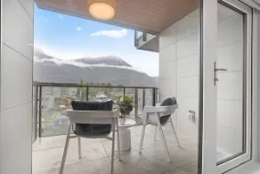 DT Squamish 2BR Condo | Remarkable Mountain Views - Image 4