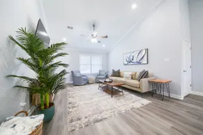 Elegant new home with 3/2 with a covered porch - Image 5