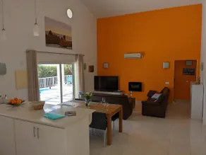 Villa Valentino, 4 double rooms, private pool close to the beach - Image 4