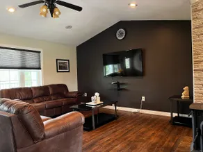 Luxurious king size,hot tub! - Image 2