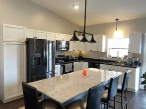Charming 2 Bedroom Home w/ Hot Tub and Fire Pit - Image 2