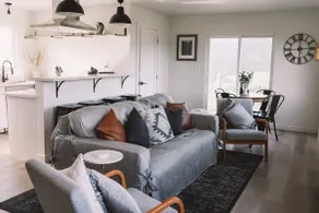 Rio Vista Farmhouse - Image 2