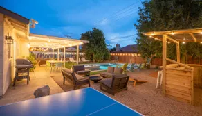 New Home, Heated Pool, Hottub, Game room, Firepit - Image 2