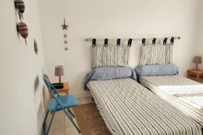 Family villa ”Les Grenettes” beach access - Image 3