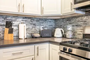 Modern Luxurious Condo by Six Flags Magic Mountain - Image 3