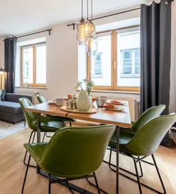Lexapartments Old Town☆ Flair by the Town Hall☆ 2 rooms 60 sqm☆ - Image 4