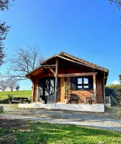 Authentic cottage with pool and breathtaking views - Image 2