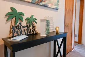 “Palms & Paradise” The perfect vacation home 🌴 - Image 5
