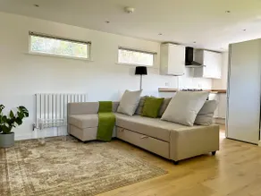 Newly built luxury cabin - Image 3