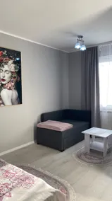 Flora Apartment - Image 2
