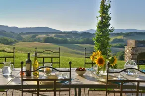 Large villa with heated pool, A/C, Wi-Fi, BBQ, al fresco dining, sleep 22 - Image 3
