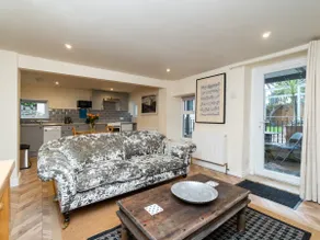 Lovely 1 bed apartment with free parking - Pass the Keys - Image 2