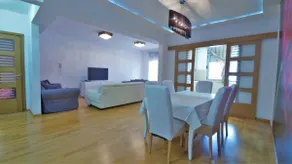 Spacious Lovely Apartment Budva - Image 2