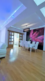 Spacious Lovely Apartment Budva - Image 4