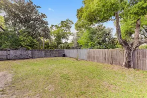 1430- Sleeps 9, Arenas 1 Mile, Pets Ok - Image 3