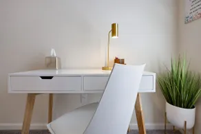 Relaxing Retreat in a Cozy Cul de Sac - Image 4