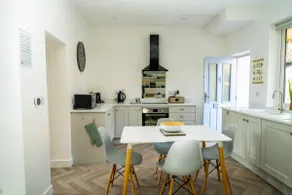 'The Retreat' - Stylish one bedroom apartment in Holt, Norfolk - Image 2