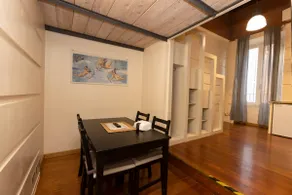 Venezia Square Apartment - Image 4
