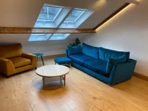 The Loft@3 Stunning 2 bedroom Loft apartment - Image 4