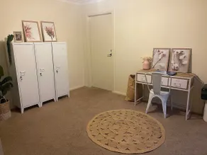 “Boston Miles” a cheerful & stylish 4 bedroom home - Image 3