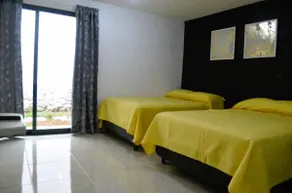 Fresh apartment and excellent location - Image 2