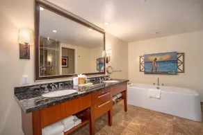 Honua Kai Alii Suite Ocean View 3 Bedrooms 3 Bathrooms - Image 3