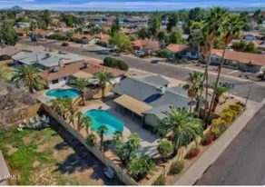 Beautiful 4 BR, stunning Pool- Close to Spring Training & State Farm Stadium - Image 4