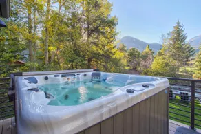 Dreamy home on river, mountain views, steps from town. - Image 2