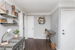 ”Vintage Vibes” 2 BR, 1 Bath w/ Laundry & Parking - Image 3