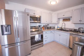 Amazing Modern Ranch Theme House! 4 Bed & 2 Baths! - Image 5