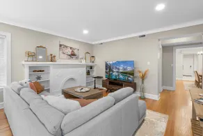 Spacious & Cozy 3BR Condo | Ideal Long Stay - Image 4