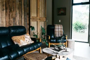 Black & Bright — High Country Alpine Home - Image 4