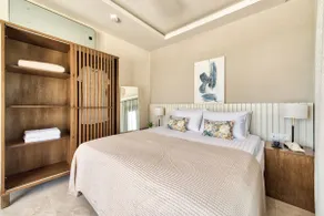 Delight Luxury Villa - Contemporary Elegance & Tranquility, by ZanteWize - Image 2