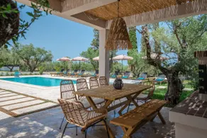 Delight Luxury Villa - Contemporary Elegance & Tranquility, by ZanteWize - Image 4