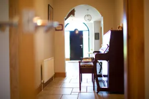 Spacious 4 bedroom house in idyllic rural setting. - Image 5