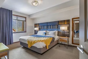 3 Sisters Mountain Views | Hot Tub & Heated Pool - Image 4