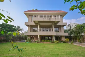 10 Hill Top Villa with Private Pool - Image 3
