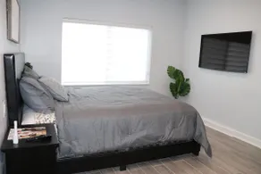 Comfy 1-BR Studio in South Florida Near beach - AC, Washing Machine, Netflix - Image 5