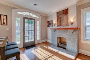 Charming Midtown-Evergreen Bungalow - Image 3