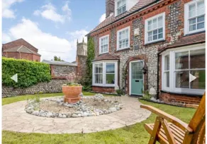 West Cottage. Central, beautiful, 2 mins to beach. - Image 2