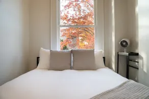 Nordic Loft in Market District Near UO & Nightlife - Image 5