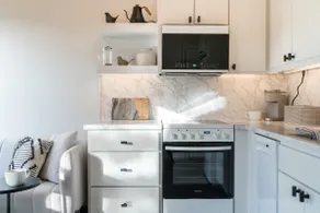 Nordic Loft in Market District Near UO & Nightlife - Image 3