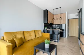 2-room apartment near Łódź Fabryczna Station - Image 2